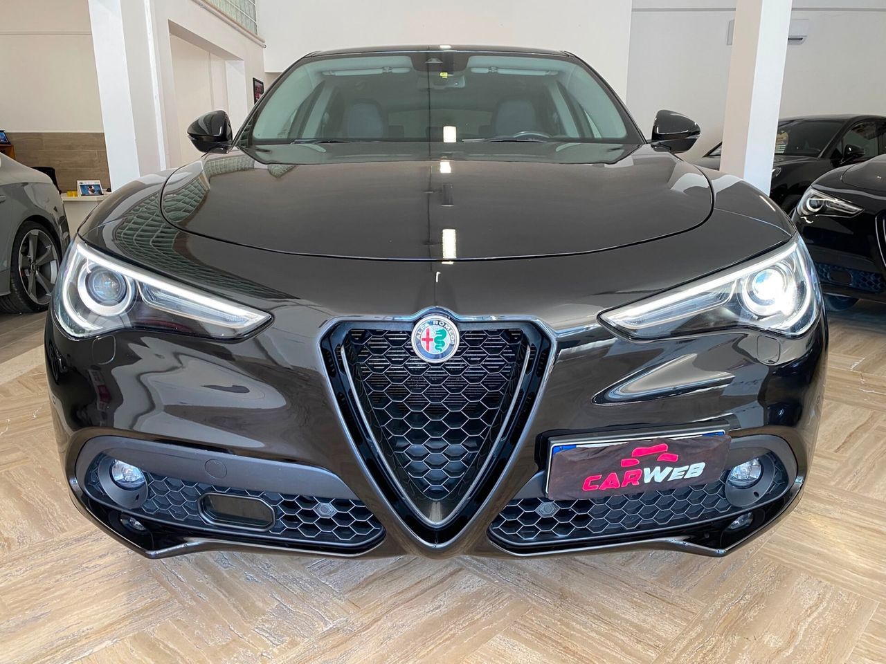 Alfa Romeo ALFA ROMEO STELVIO 190cv Q4 AT8 SPRINT CAM CARPL imagem 2