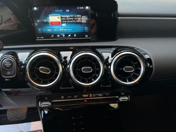 Mercedes A 180 - 11