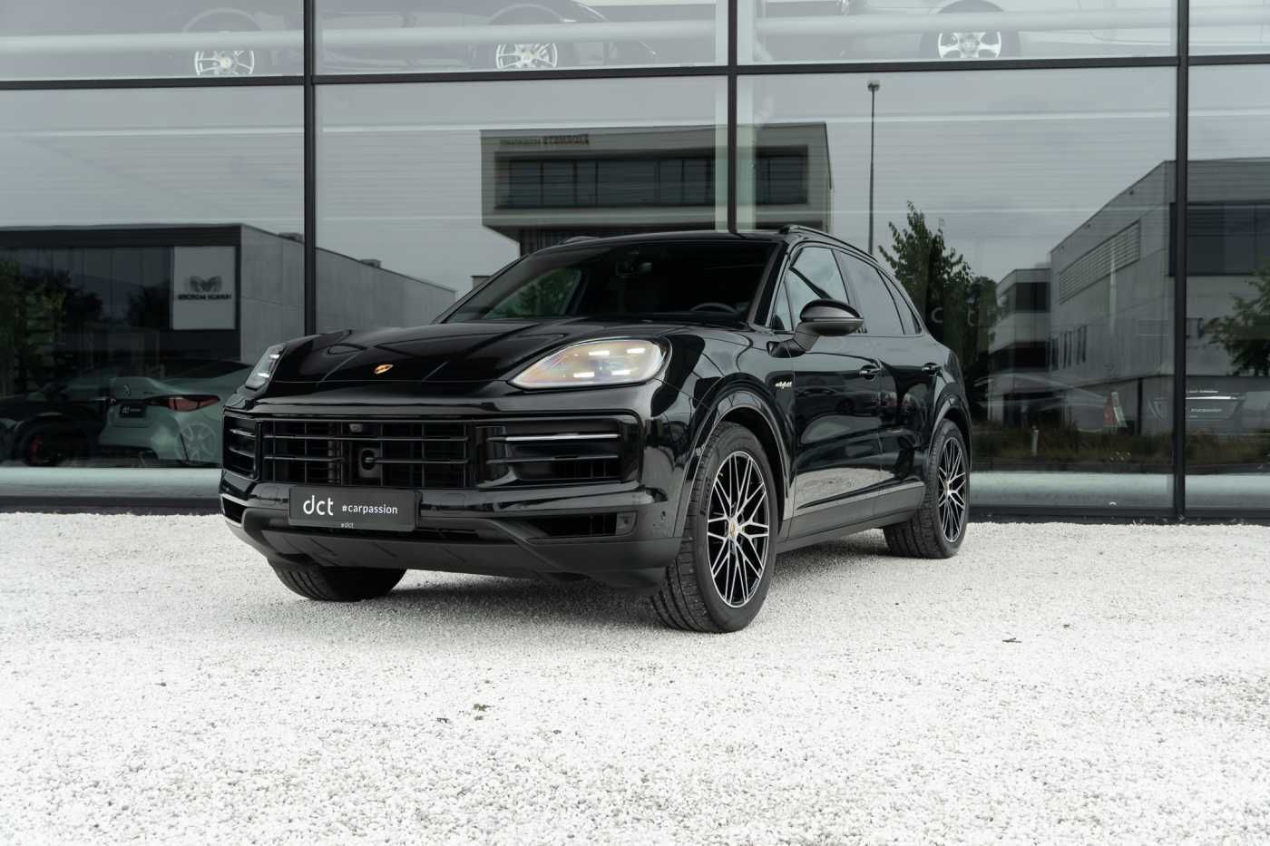 Porsche CAYENNE 21' Alu Head Up Pano BOSE InnoDrive 14 W