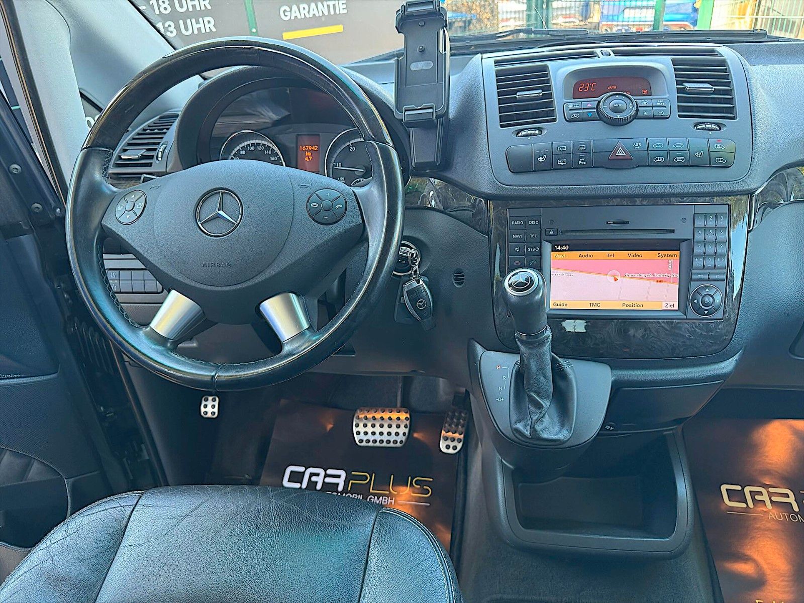 Fahrzeugabbildung Mercedes-Benz Viano 3.0 CDI Avantgarde Edition 125 lang *Pano*