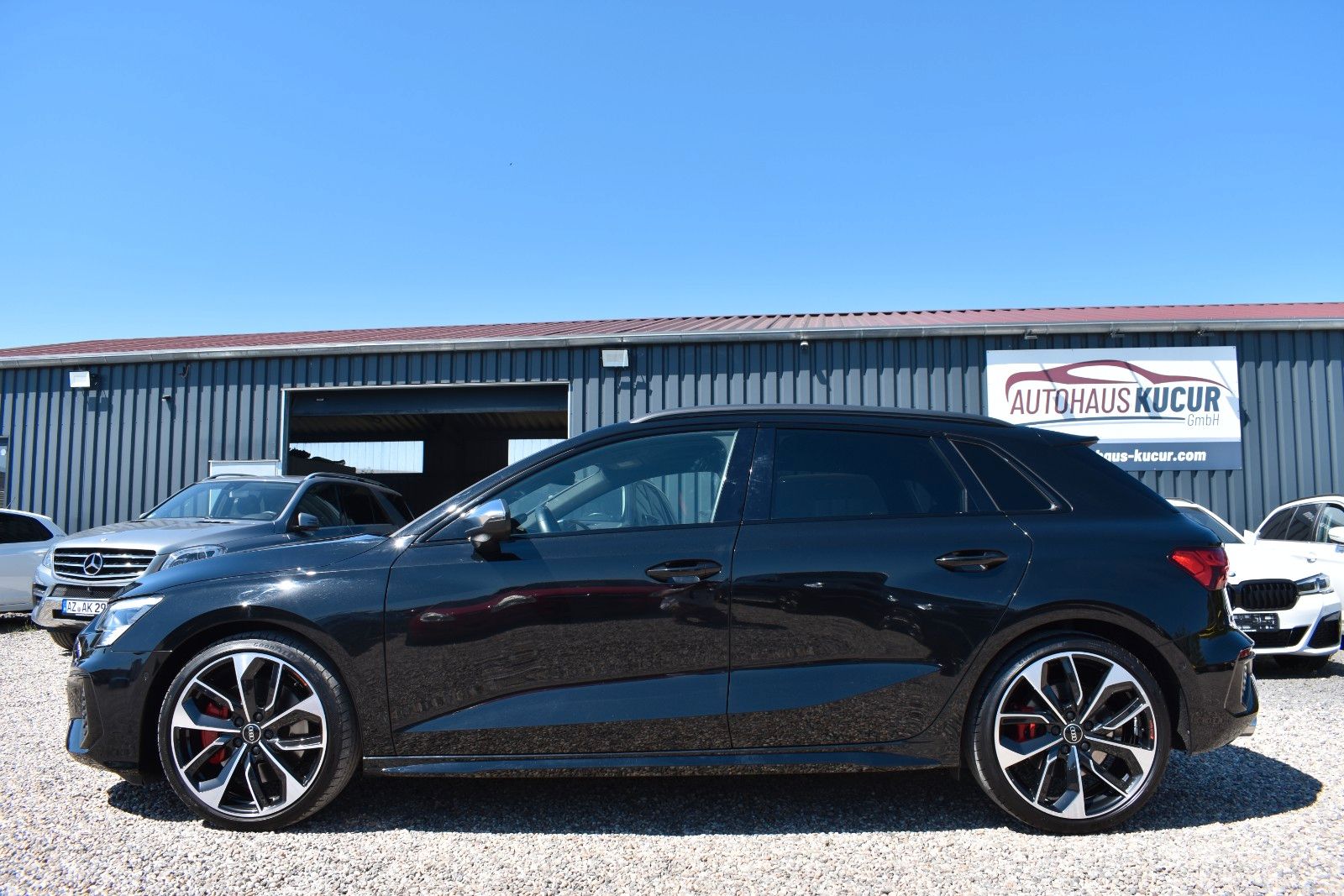 Fahrzeugabbildung Audi S3 Sportback 2.0 TFSI Quattro B&O/Virtual/LED