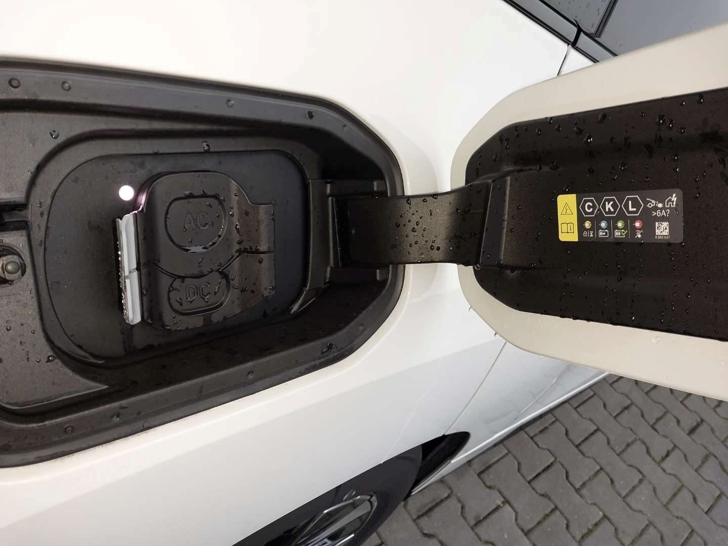 Fahrzeugeinzelansicht 11 Fahrzeugabbildung BMW iX xDrive45 |Multifunktionssitze |Luftfederung |