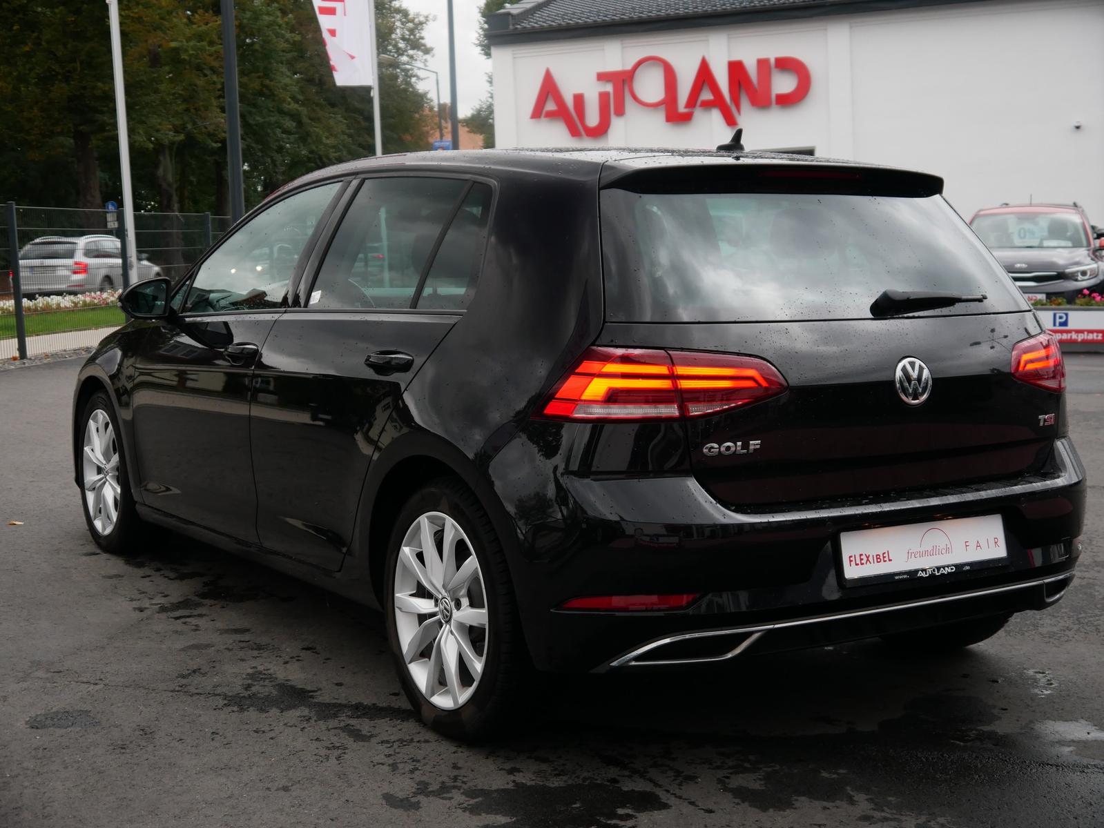 Volkswagen Golf VII 1.5 TSI Highline Navi ACC Kamera PDC