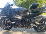 Yamaha YZF  R1 - YAMAHA R1