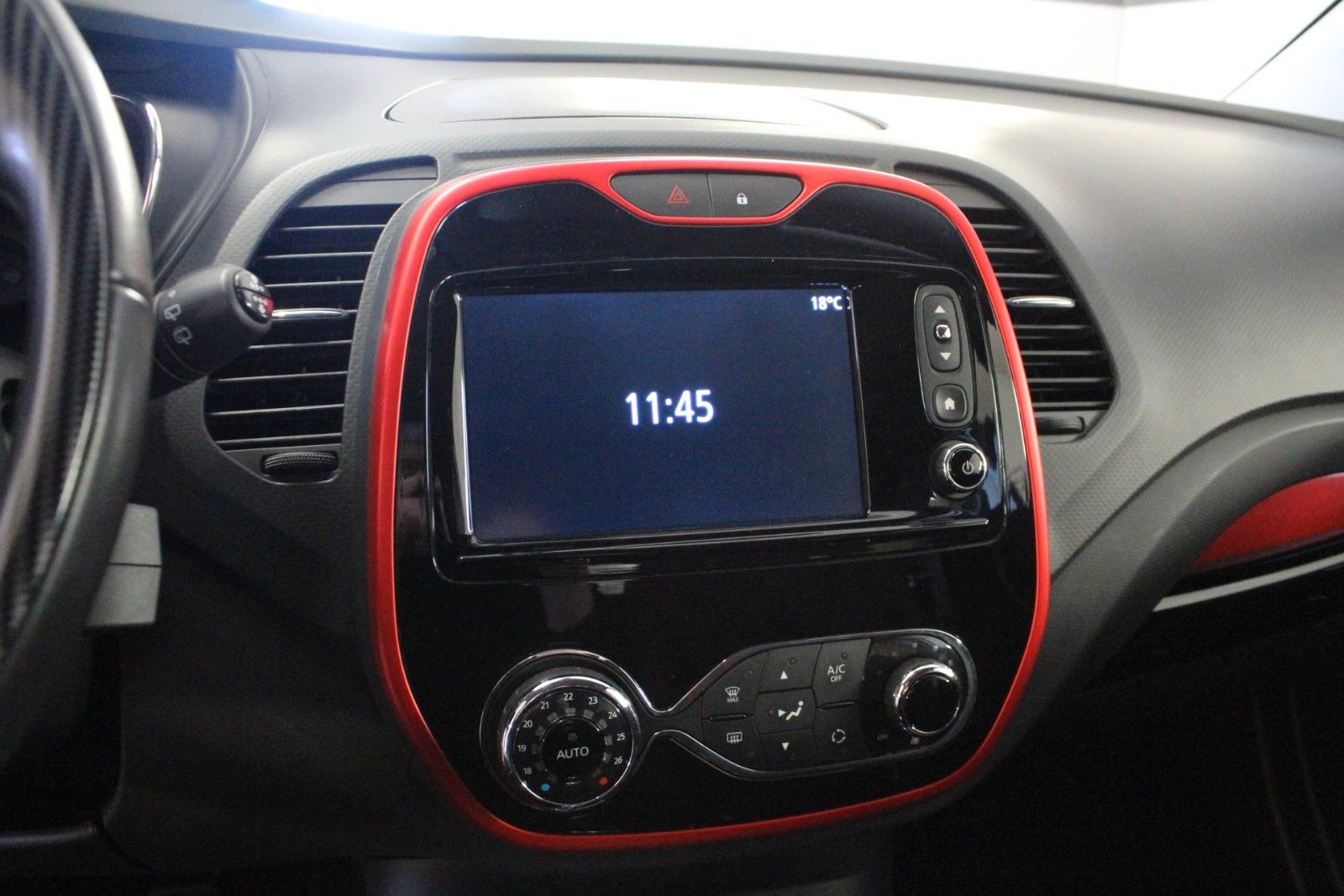 Fahrzeugabbildung Renault Captur dci 110  Xmode   *Navigation *Klima*PDC*