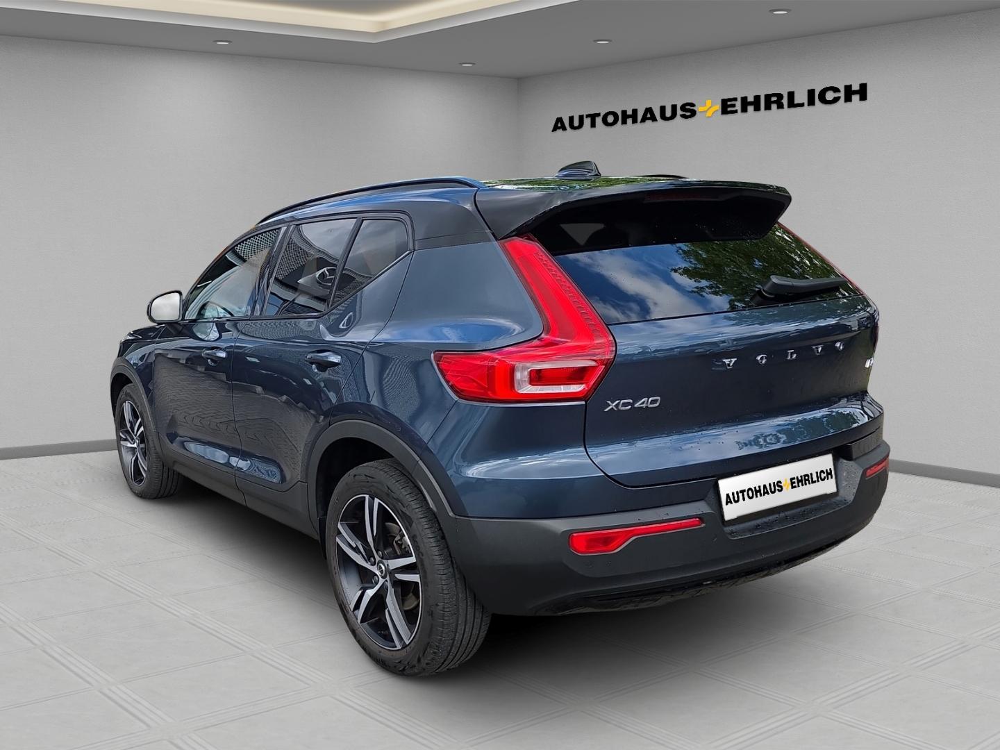 Volvo XC40 R Design  EU6d Schiebedach+Rfk+PDC+NAVI+SHZ