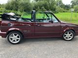 Volkswagen Golf 1.6 Standard - Volkswagen Golf: Standard