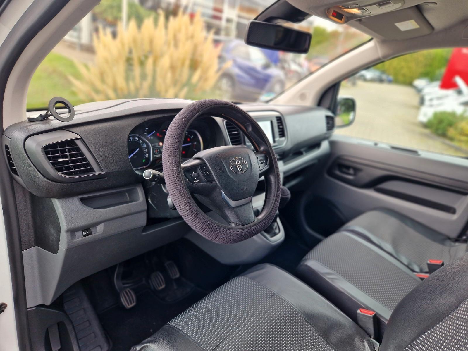 Toyota Proace L1 Kasten Meister PDC V+H Kamera Navi