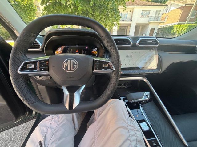 MG ZS