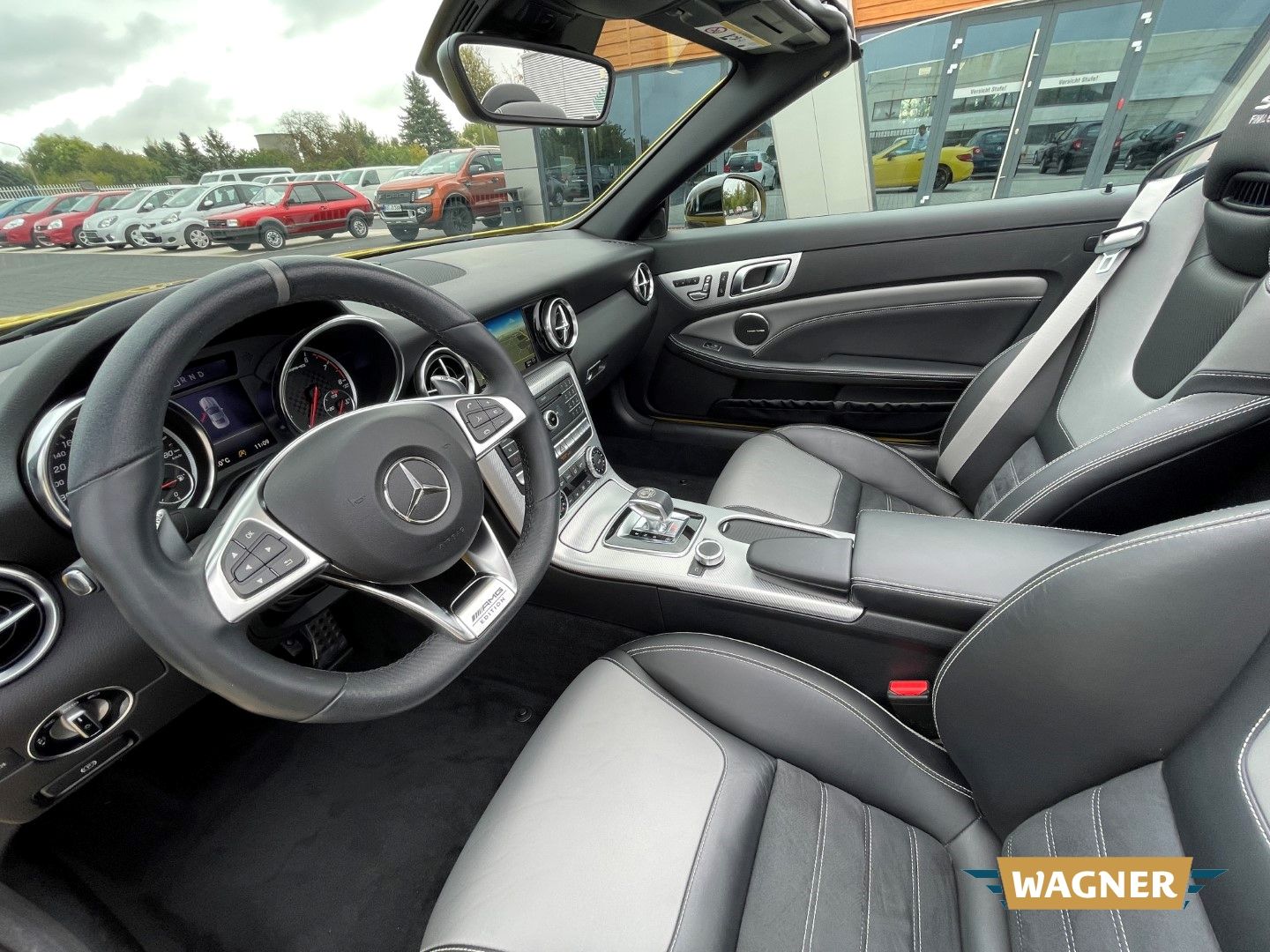 Fahrzeugabbildung Mercedes-Benz SLC 43 AMG FinalEdition  Harman Kardon Sportsitz