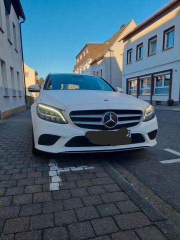 MERCEDES-BENZ C 200 d T -