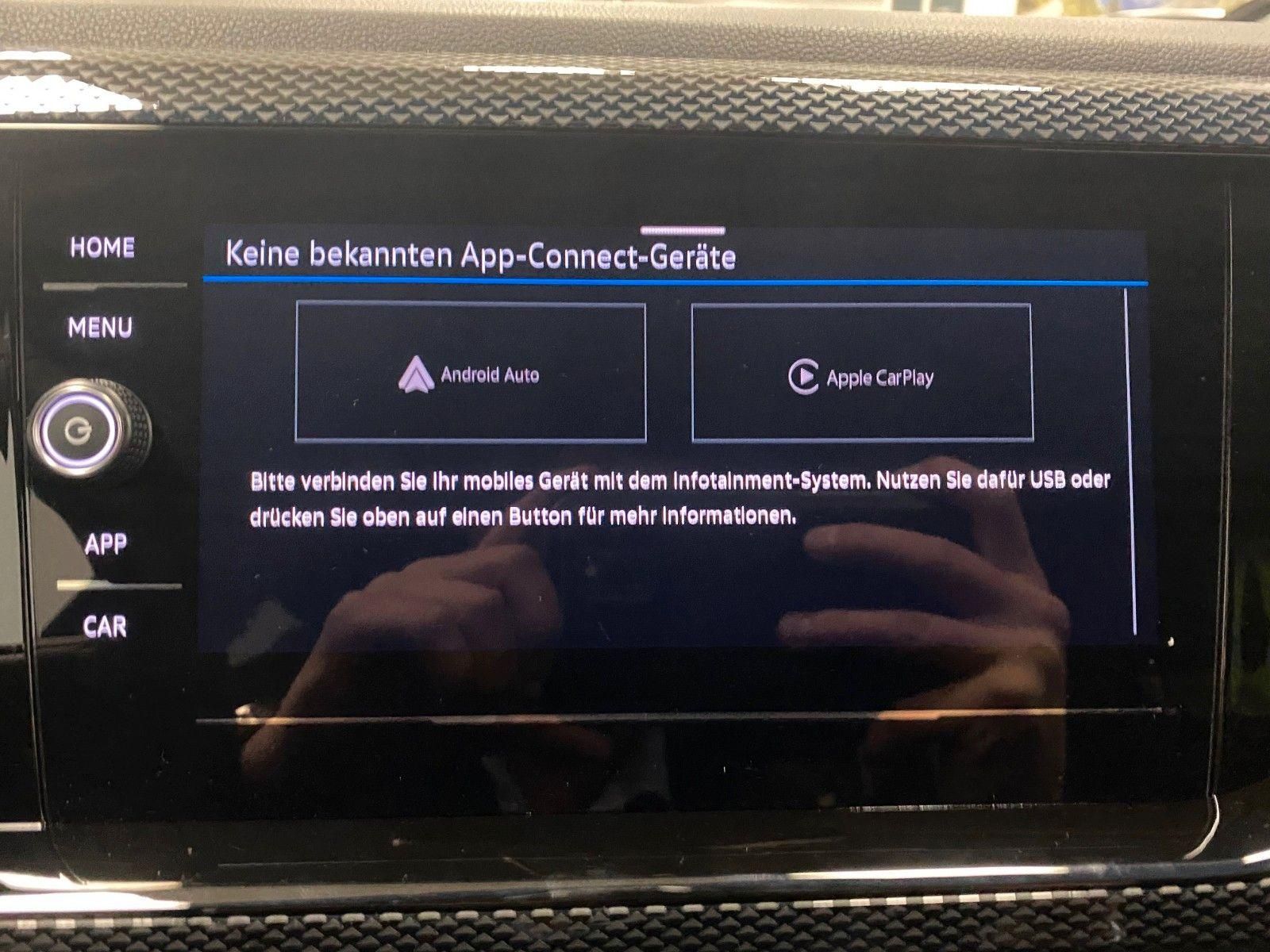 Fahrzeugabbildung Volkswagen Polo 1.0 TSI DSG Life+3 J Garantie bis 90.000 KM
