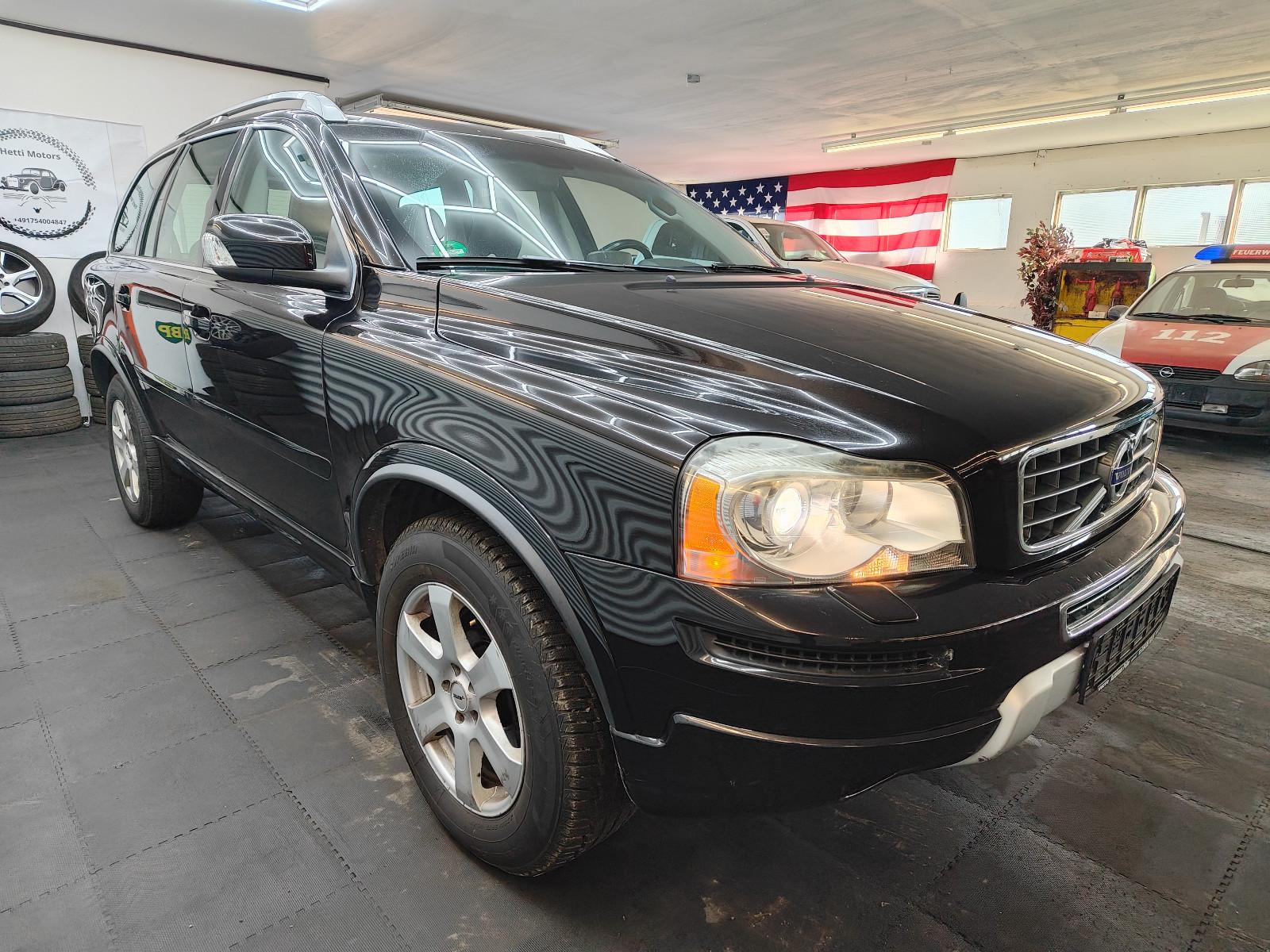 Volvo XC 90 XC90 D5 AWD Momentum Geartronic