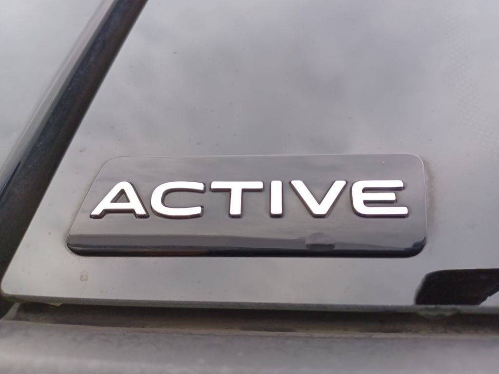 Fahrzeugabbildung Volkswagen up! Active Shzg, Rückfahrkamera, LM-Räder