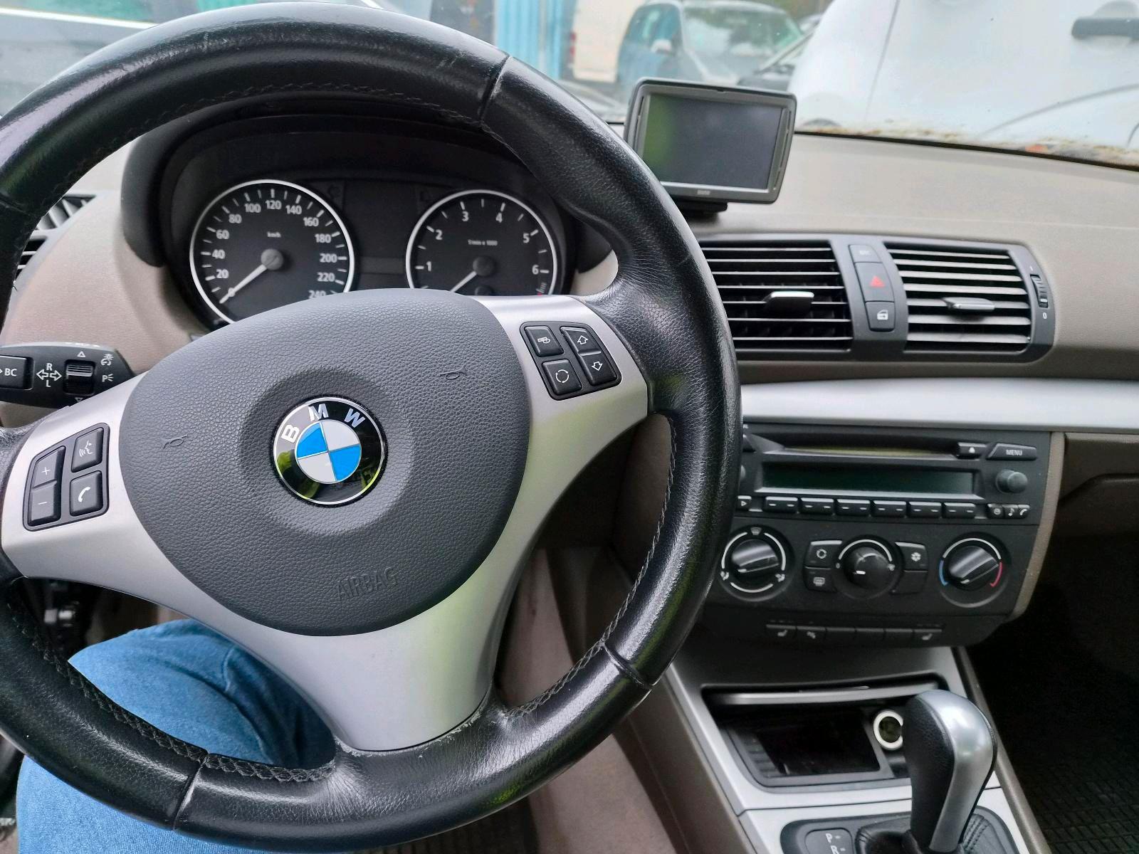 BMW 118 2005 — photo 8