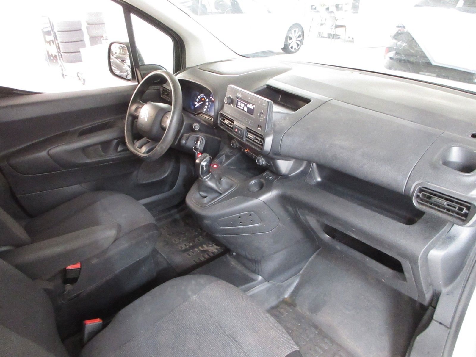 Fahrzeugabbildung Citroën Berlingo Kasten Club M/L1  AC/PDC