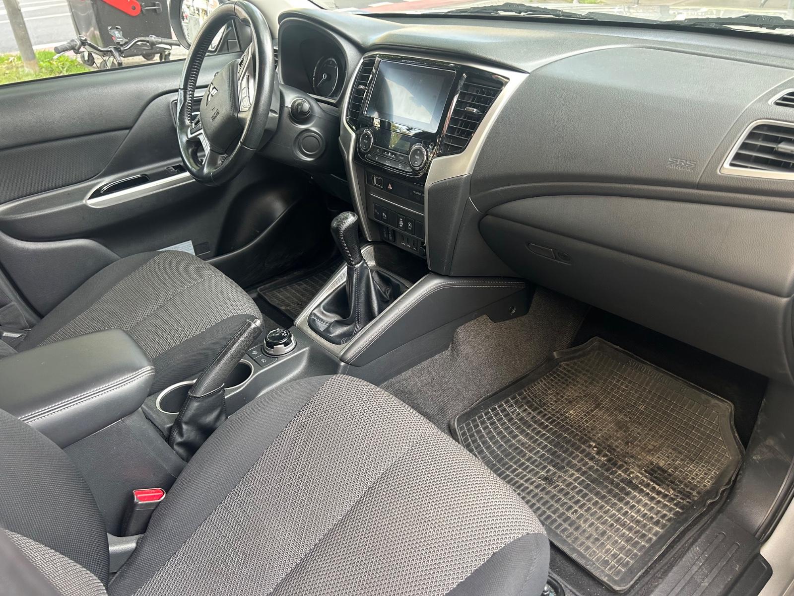 Mitsubishi L200 Spirit Doppelkabine 4WD AHK Keyless etc.