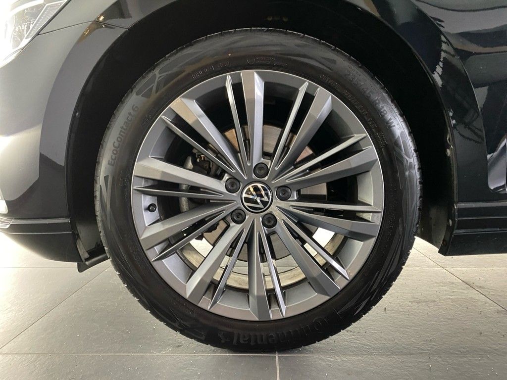 Volkswagen Passat Variant 2.0 TSI DSG Business AHK IQ.LIGHT foto 3