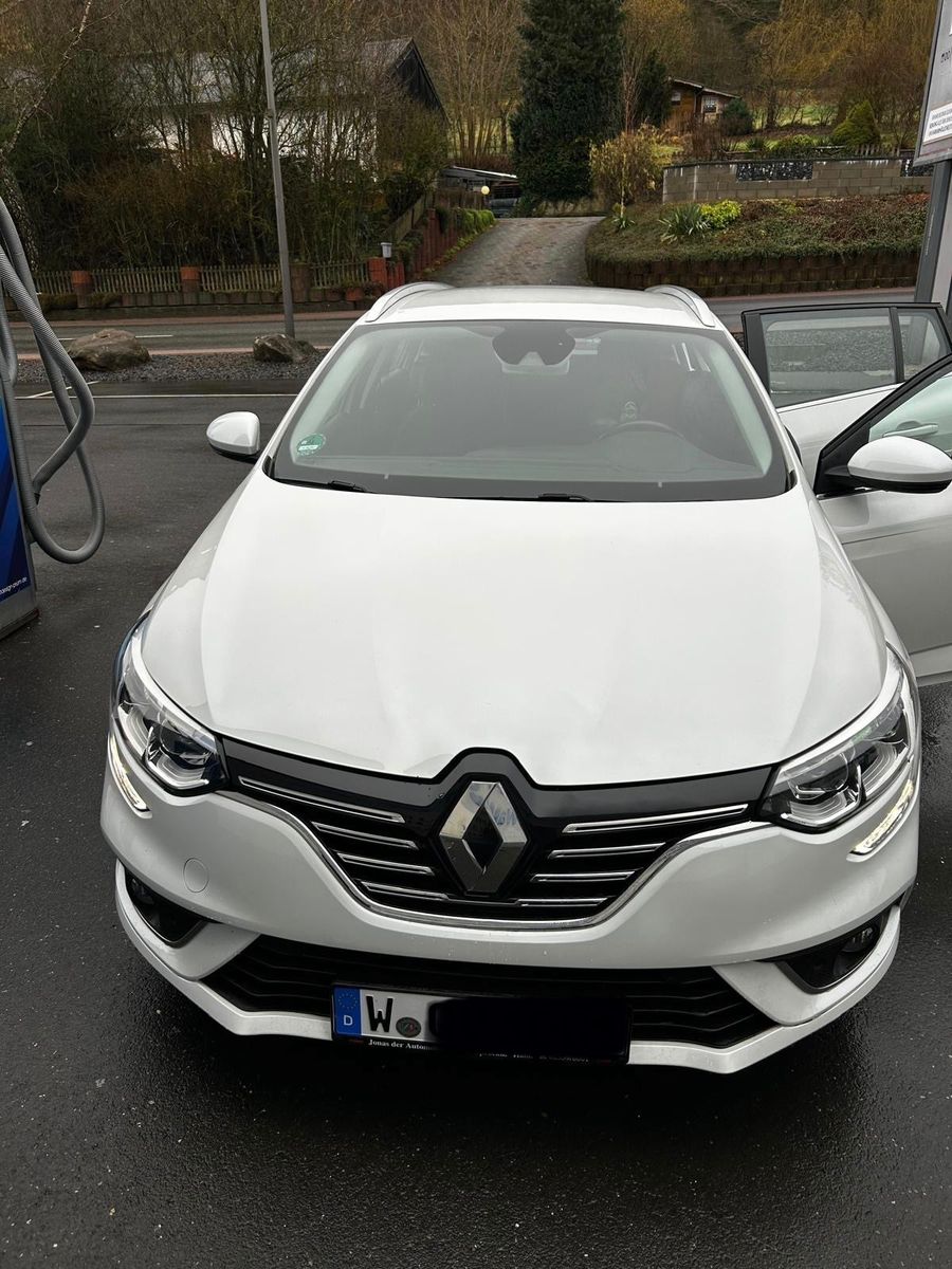 RENAULT Megane