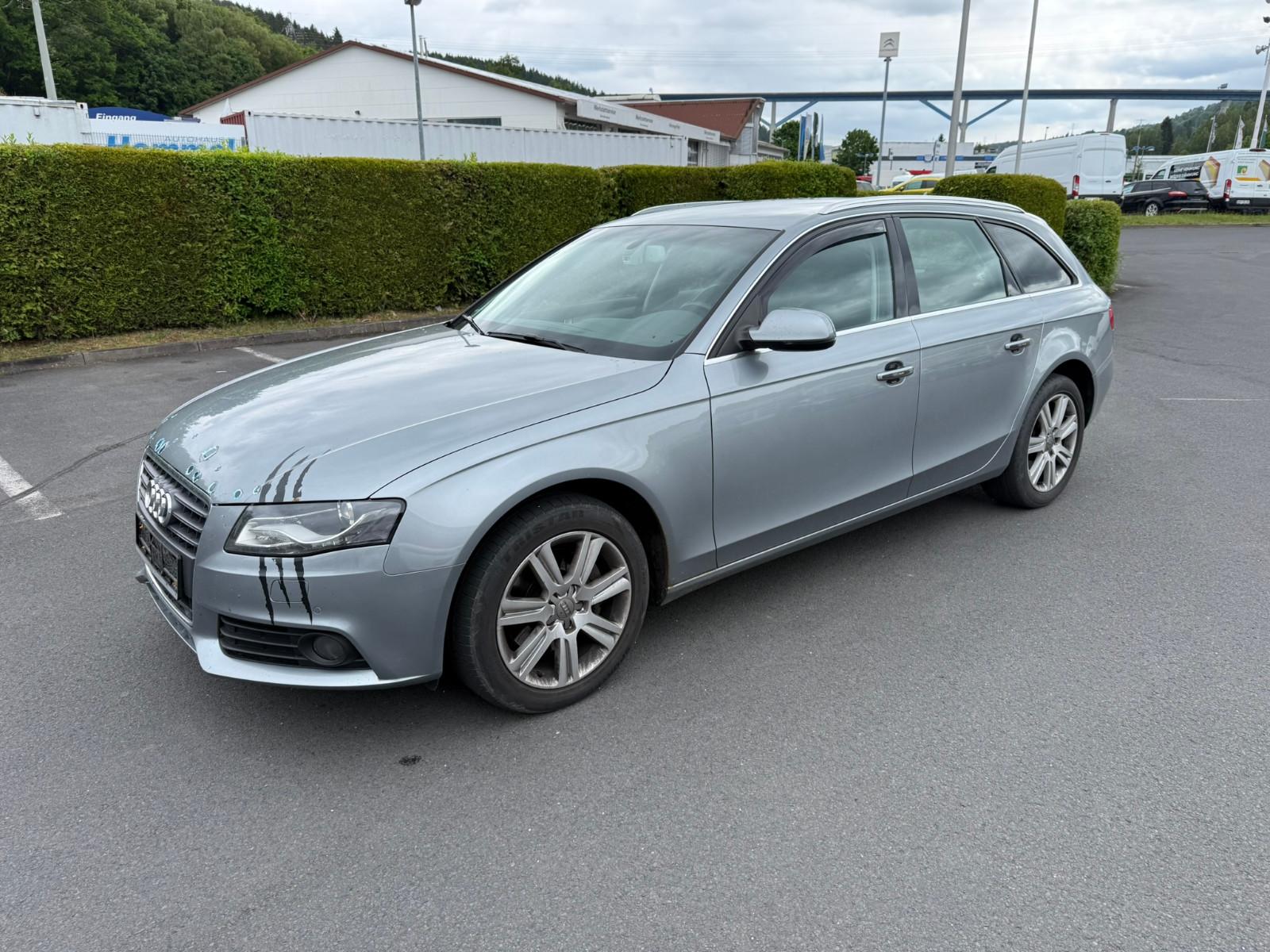 Audi A4 Avant 2.7 TDI*AUTOMATIK*XENON*TEILLEDER*ACC*