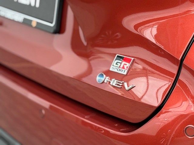 Fahrzeugabbildung Toyota Corolla Touring Sports 2.0l Hybrid 178PS GR!