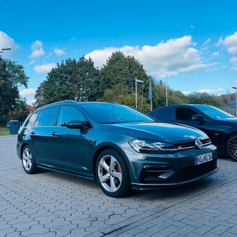 Image of Volkswagen Golf