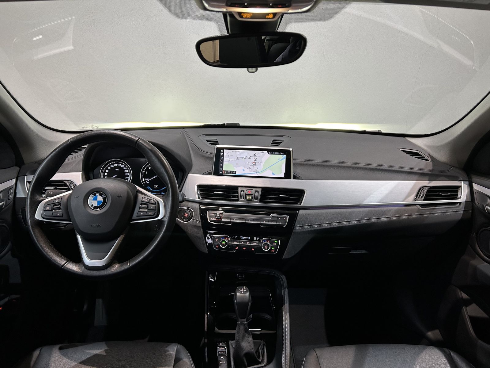 Fahrzeugabbildung BMW X1 xDrive25e Sitzheizung, Lenkradheizung, LED