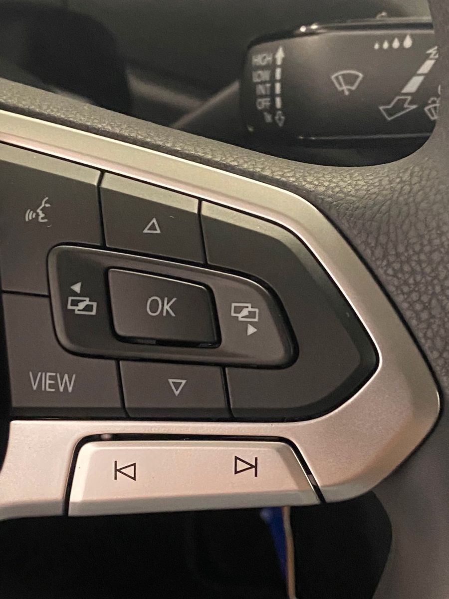 Fahrzeugabbildung Volkswagen T-Cross 1.0 TSI+Android+SITZHEIZUNG+PDC vo+hi+BC