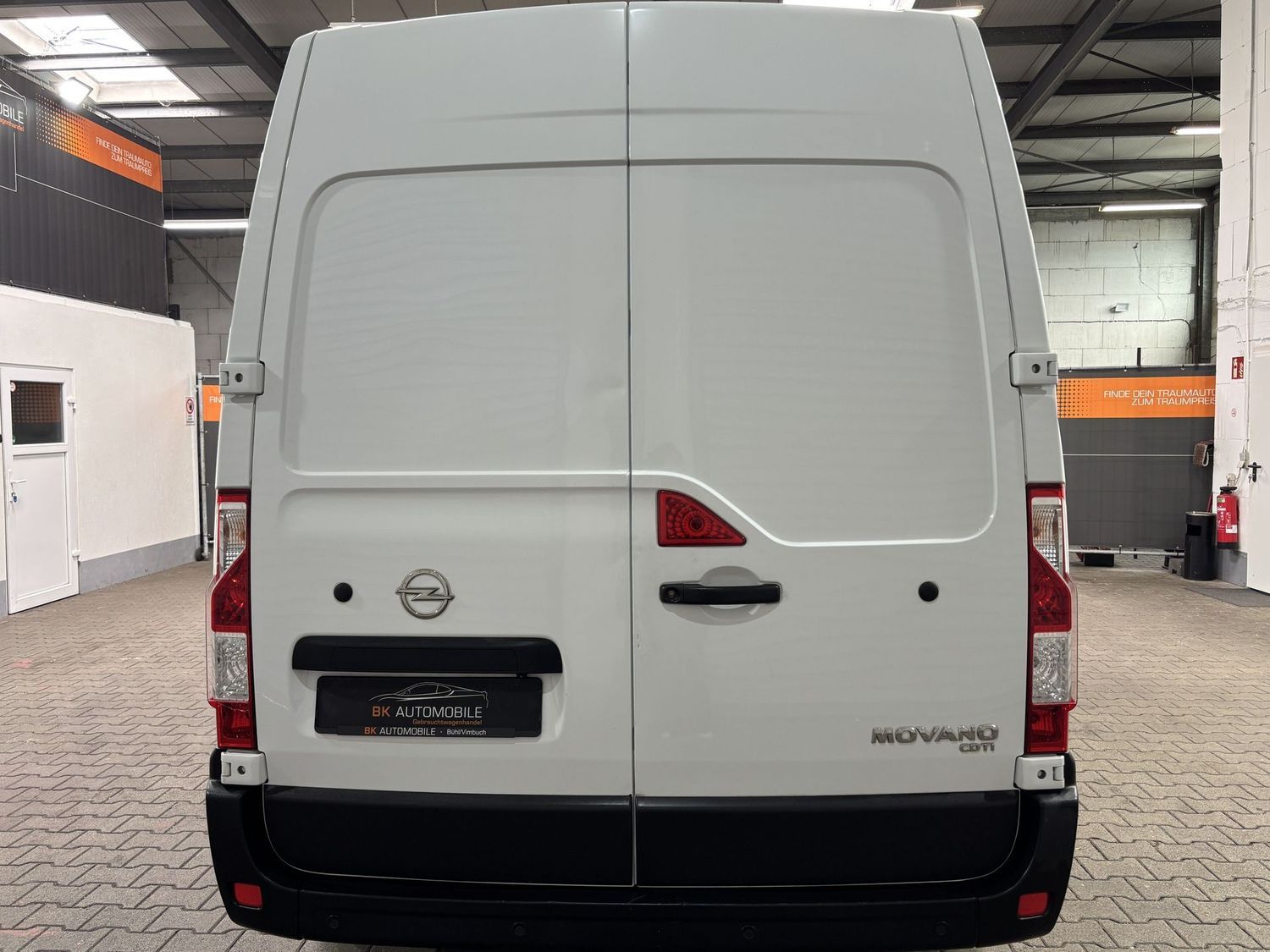 Fahrzeugabbildung Opel Movano 2.0D L2H2 3,5t #2x Sortimo#Klima#Kamera#N