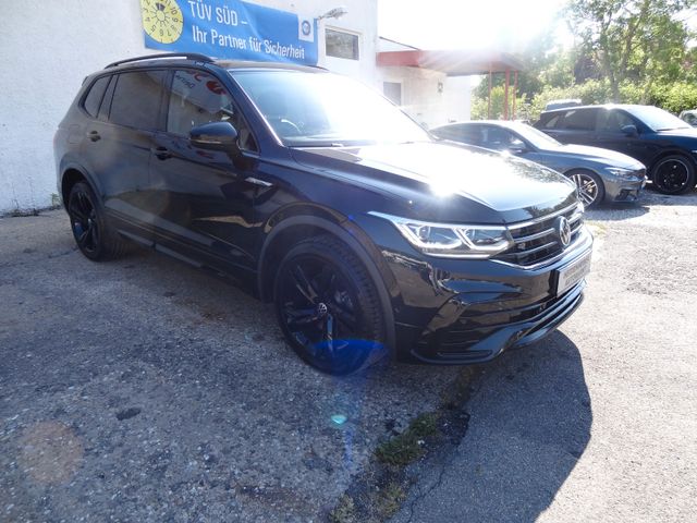 Fahrzeugabbildung Volkswagen Tiguan Allspace R-Line/4x4/HUD/Pano/Matrix/AHK/