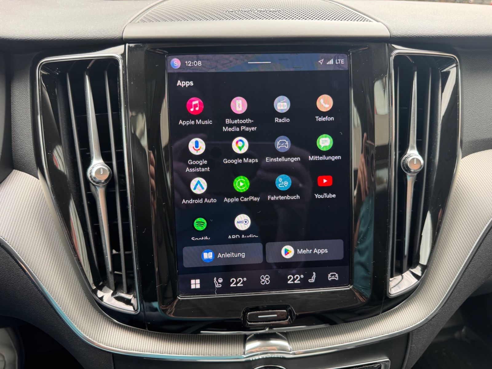 Volvo XC60 Inscription Recharge Plug-In Hybrid AWD foto 13