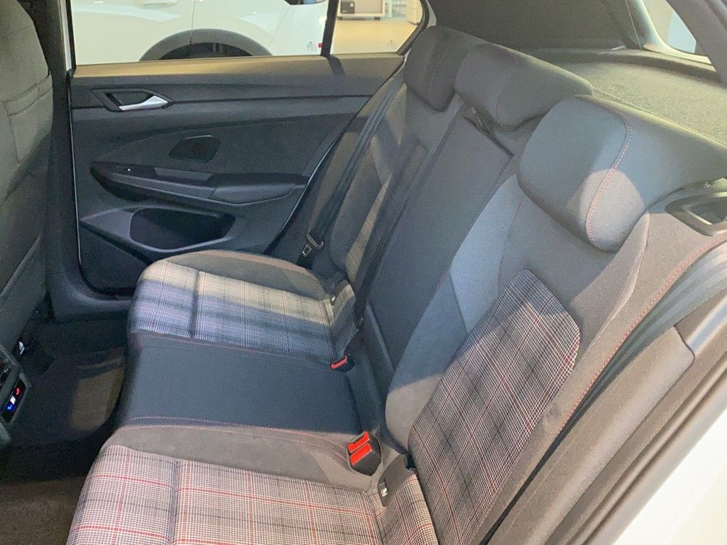 Volkswagen Golf - Bild 9