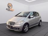 Mercedes-Benz A 180  AUTOMATIK SHZ PDC MFL KLIMA S-HEFT - Mercedes-Benz A 180 in Hannover