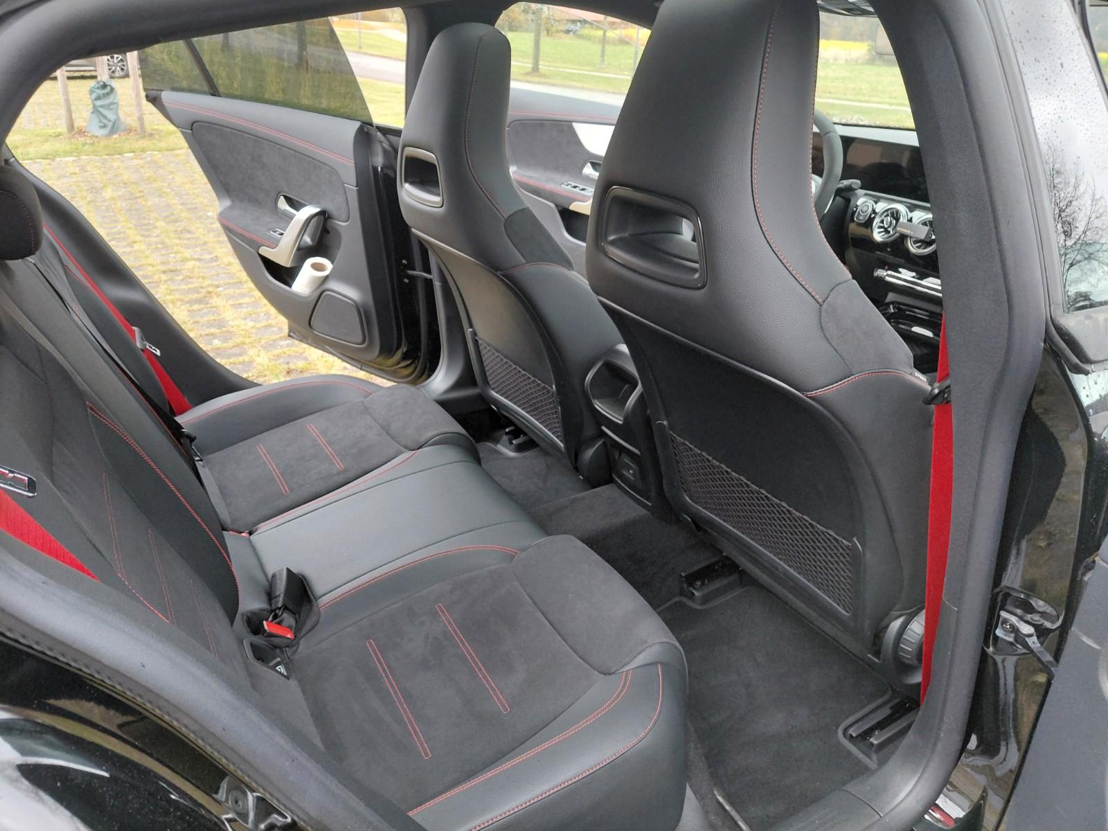 Mercedes-Benz CLA 35 AMG Shooting Brake CLA 35 4MATIC DCT ...