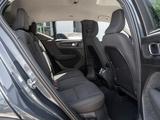 Volvo XC40 T3 Momentum Pro RÜCKFAHRKAMERA NAVI LED - Volvo XC40 Gebrauchtwagen in Hamburg