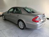 Mercedes-Benz E200 K*AUTOM.*TÜV NEU*KLIMA*PDC*NAVI*ACC*AHK*2.H - gebrauchte Mercedes-Benz E 200 aus dem Jahr 2007
