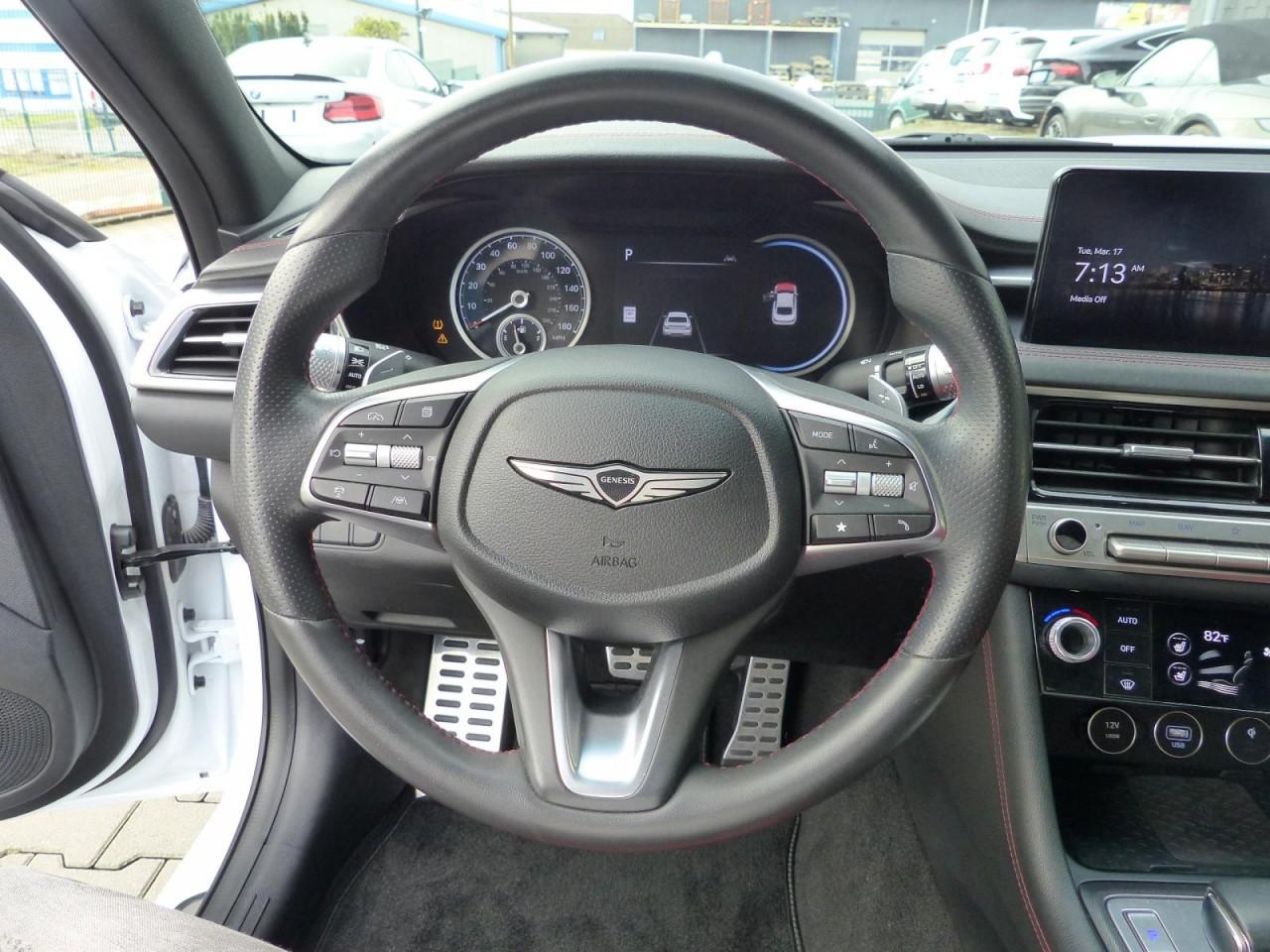 Genesis G70.ACC.AUT.KAMERA.PDC.LED.NAV.PDC.PANO Klima