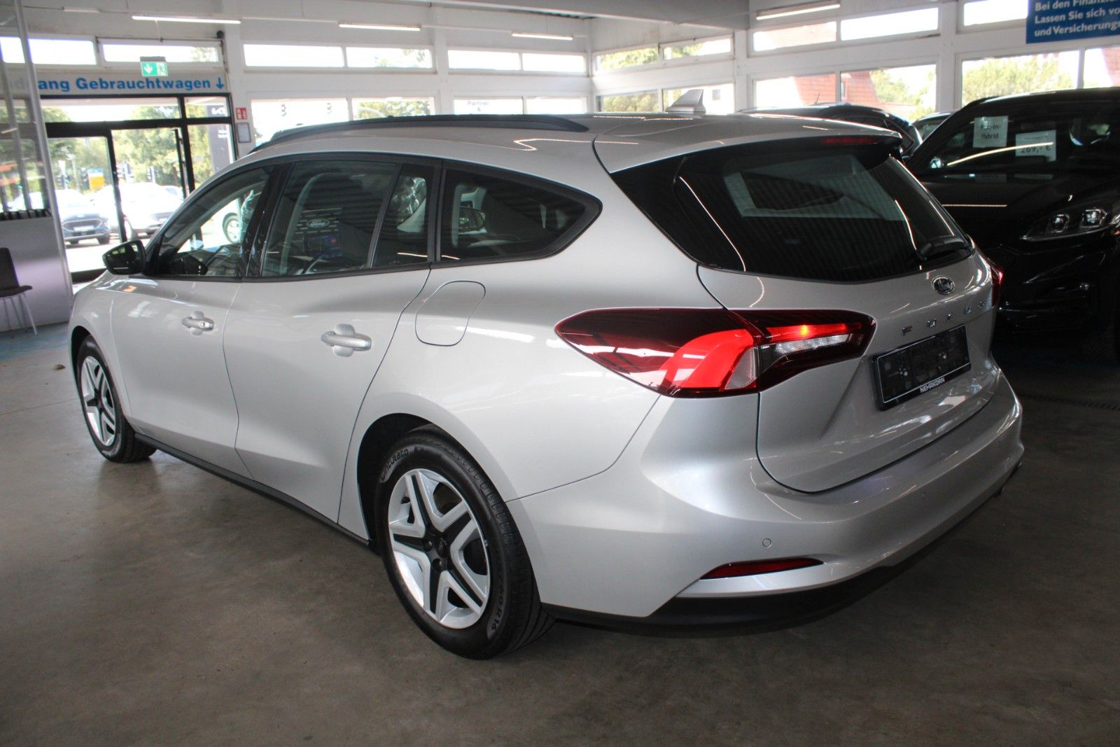 Fahrzeugabbildung Ford Focus Turnier Cool & Connect NAVI CAM WinterPak.
