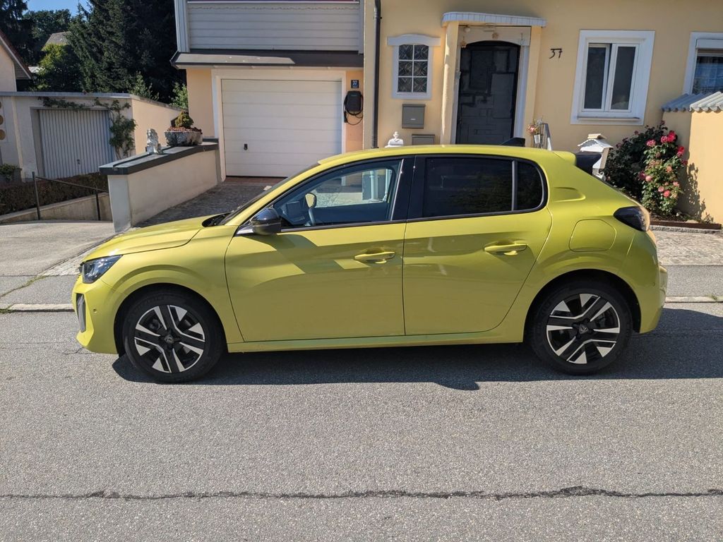 Image of Peugeot 208