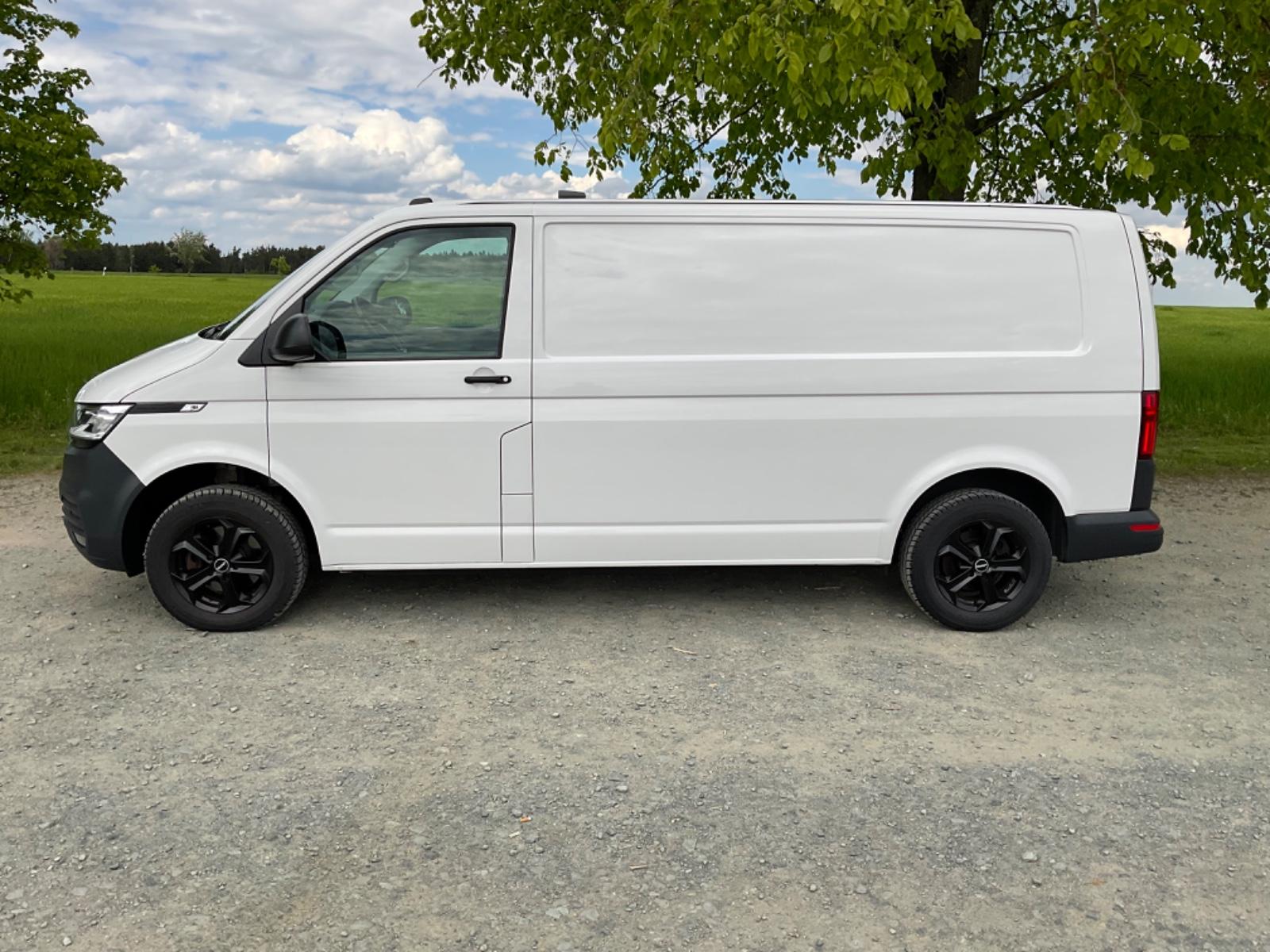 Volkswagen T6 Kasten Ecoprofi lang LED / AHK / Navi