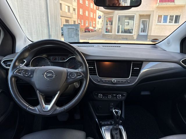 Crossland Elegance 1.2 Turbo AHK CAM PDC NAVI PR