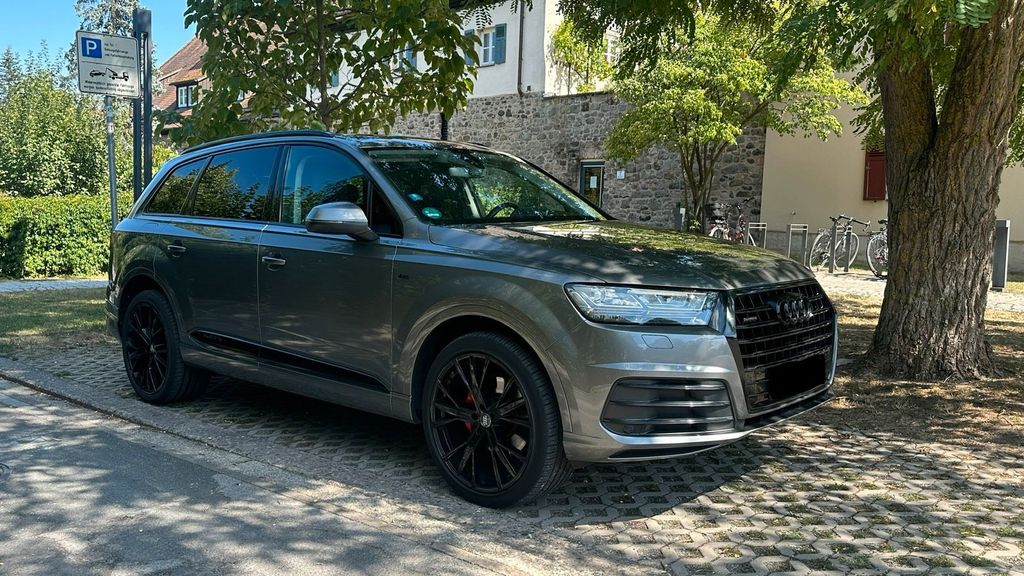 Image of Audi Q7