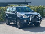 Toyota Land Cruiser PRADO Executive 4.0 V6  Automatik - blaue Toyota Land Cruiser