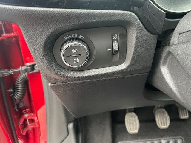 Fahrzeugabbildung Opel Corsa F 1.2 Turbo GS 74KW