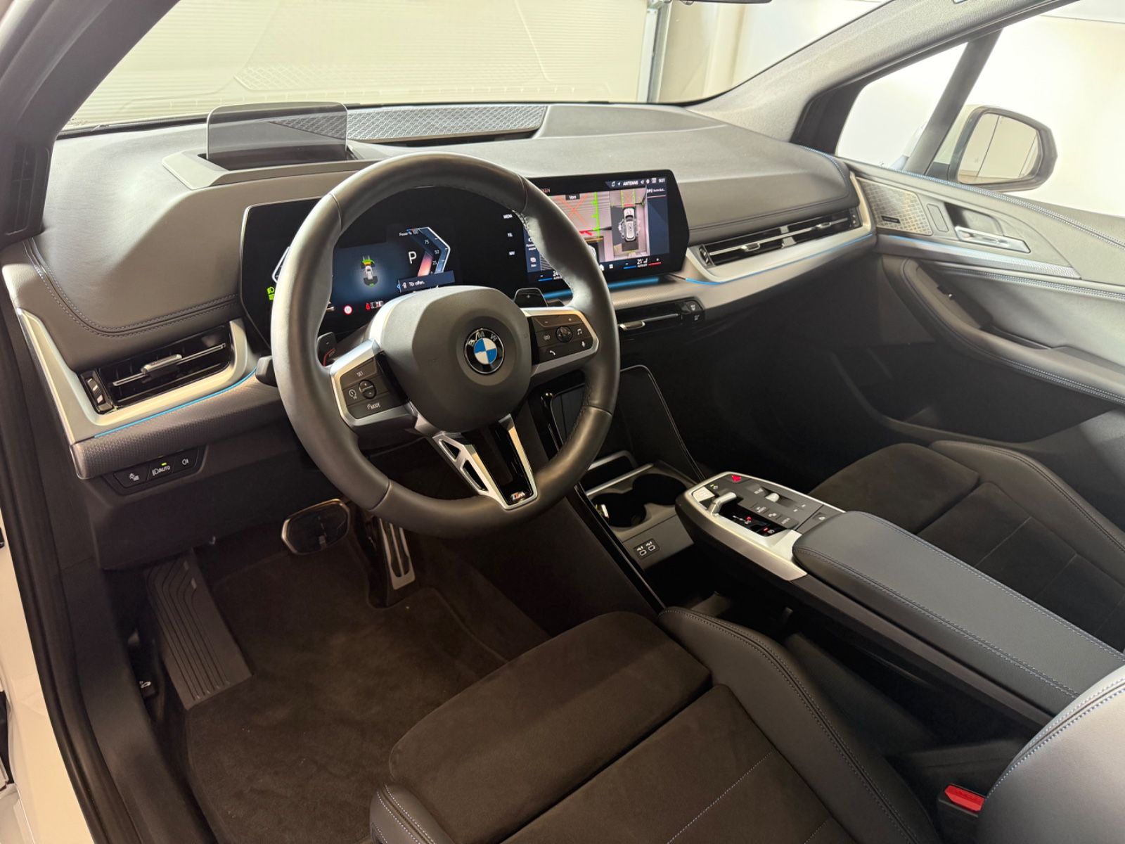 Fahrzeugabbildung BMW Active Tourer 220 i M Sport, 360-Grad Kamera