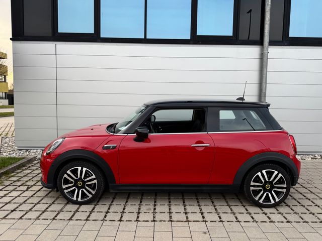 MINI Cooper SE Electric Classic Trim/Leder/Navi/LED