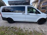 Mercedes-Benz Vito 114 CDI 4x4 Tourer Pro L Automatik 8x SHzg - Mercedes-Benz Vito mit Diesel-Antrieb: Allradantrieb, Kleinbus, 8 Sitzer