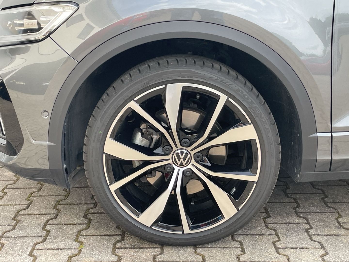 T-Roc 1.5TSI DSG R-Line AHK/Kamera/Matrix/Keyles