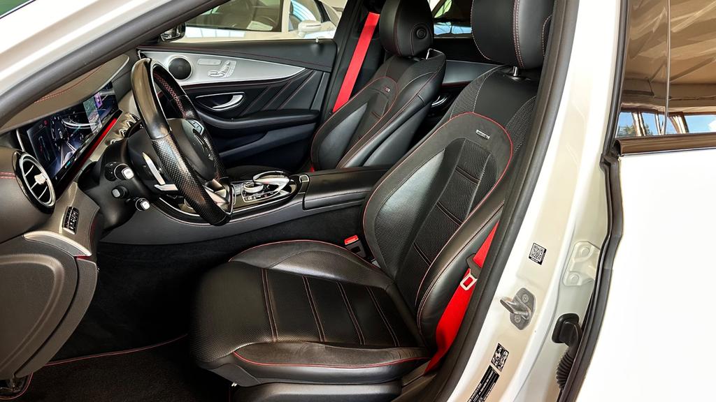 Mercedes-Benz E 43 AMG