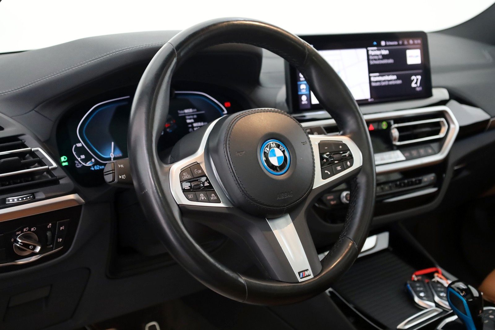 Fahrzeugabbildung BMW iX3 Inspiring/M Sport Leder,Navi,LED,Panor.,ACC